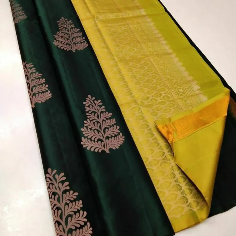 Blooming Dark Green Soft Silk Saree With Glowing Blouse Piece