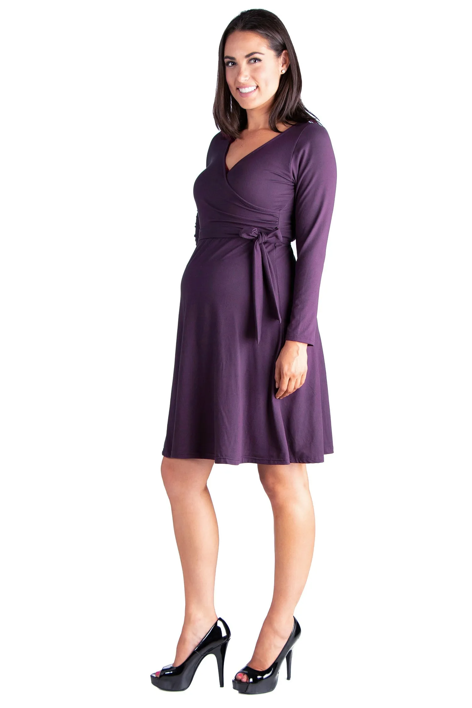 Chic V-Neck Long Sleeve Belted Maternity Dress