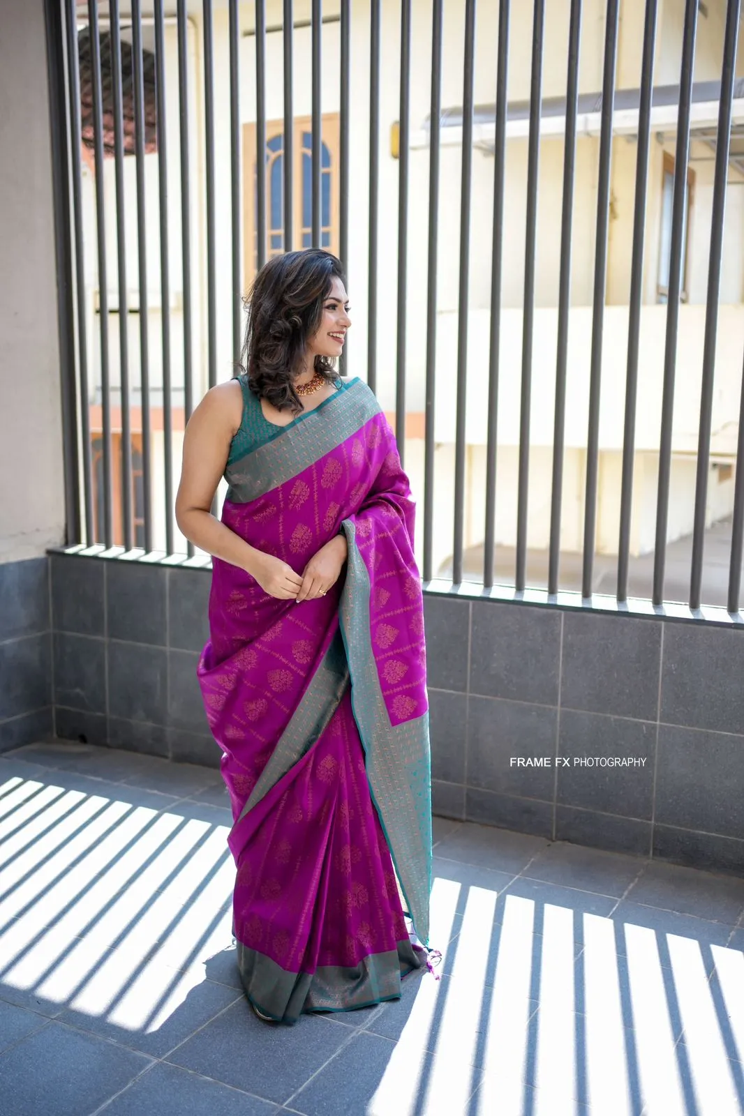 Conflate Purple Soft Banarasi Silk Saree With Stunner Blouse Piece