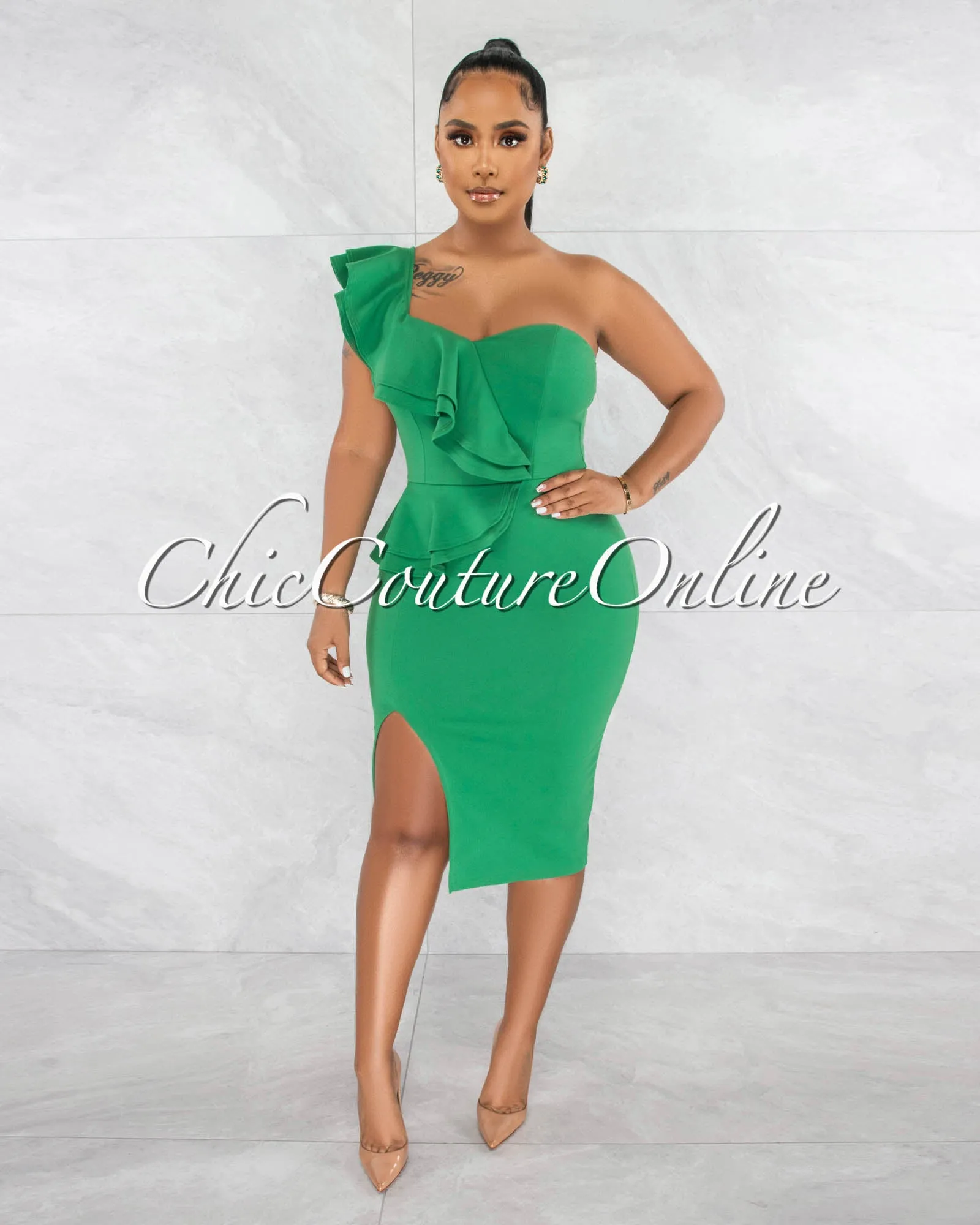 *Corin Green Single Shoulder Ruffle Midi Dress