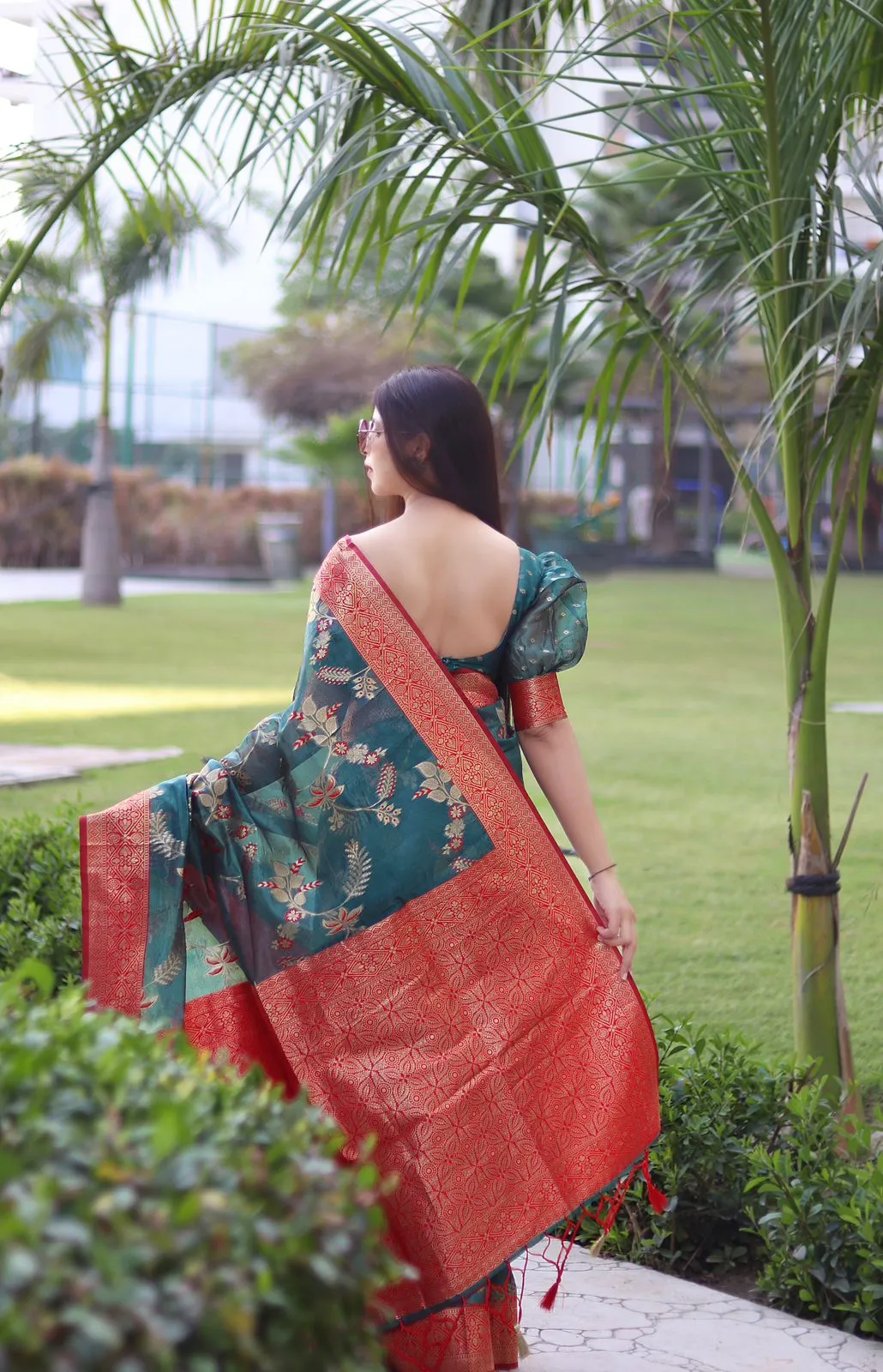 Devastating Rama Organza Silk Saree With Glowing Blouse Piece