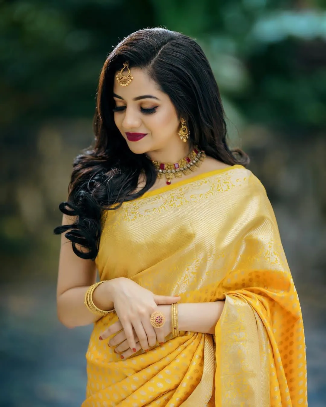 Glittering Yellow Soft Banarasi Silk Saree With Sensational Blouse Piece