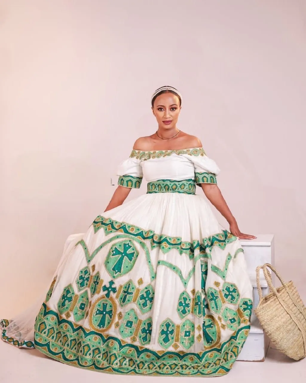 Glowing in Green Ethiopian Traditional Dress: Off Shoulder Modern Habesha Dress Elegant Ethiopian Wedding Dress