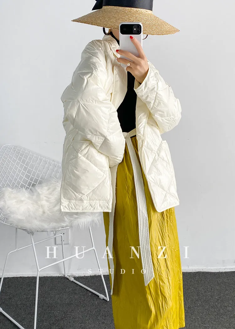 Huanzi custom Korean version loose waist tie white down jacket - Kara