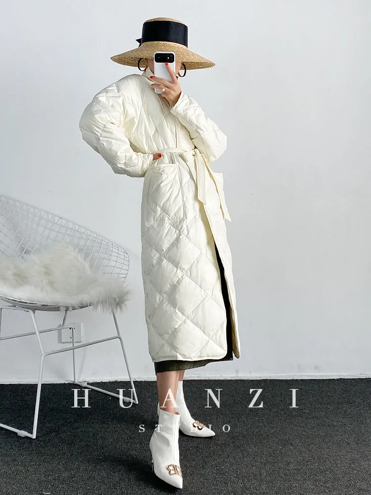 Huanzi custom Korean version loose waist tie white down jacket - Kara