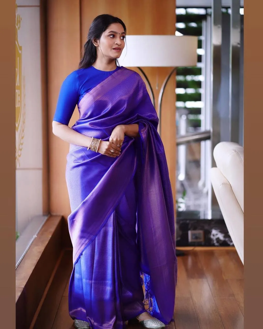 Inspiring Blue Soft Banarasi Silk Saree With Entrancing Blouse Piece