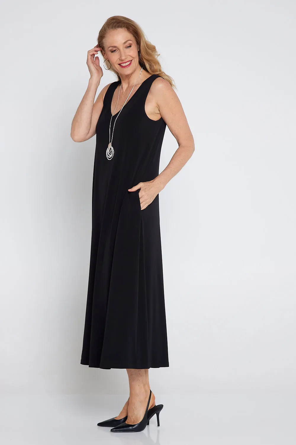 Kathleen A-Line Stretch Midi - Black