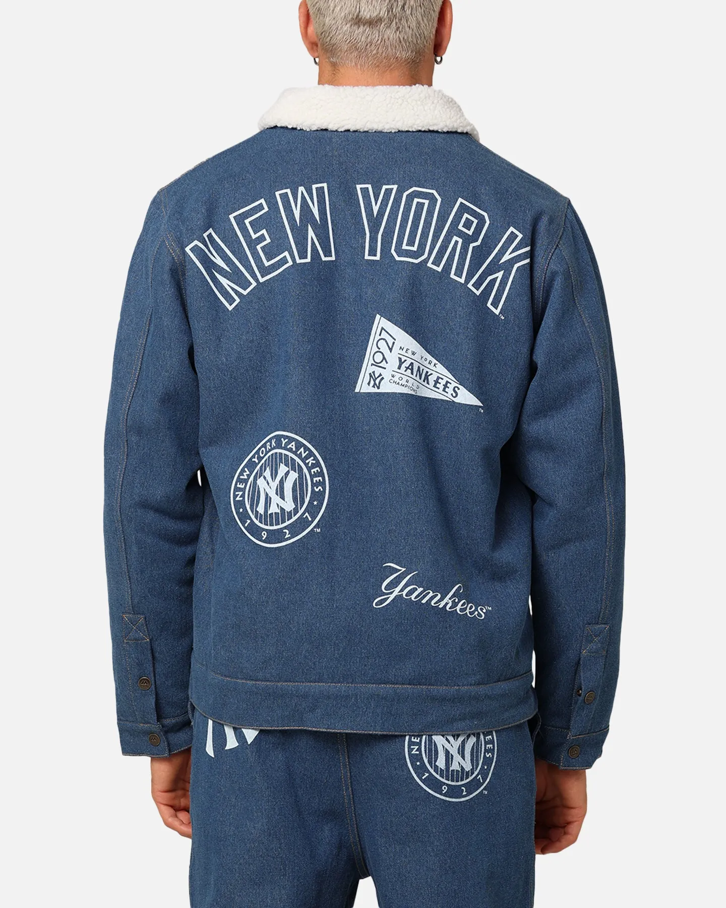 Majestic Athletic New York Yankees Etched Denim Shacket Washed Blue Denim