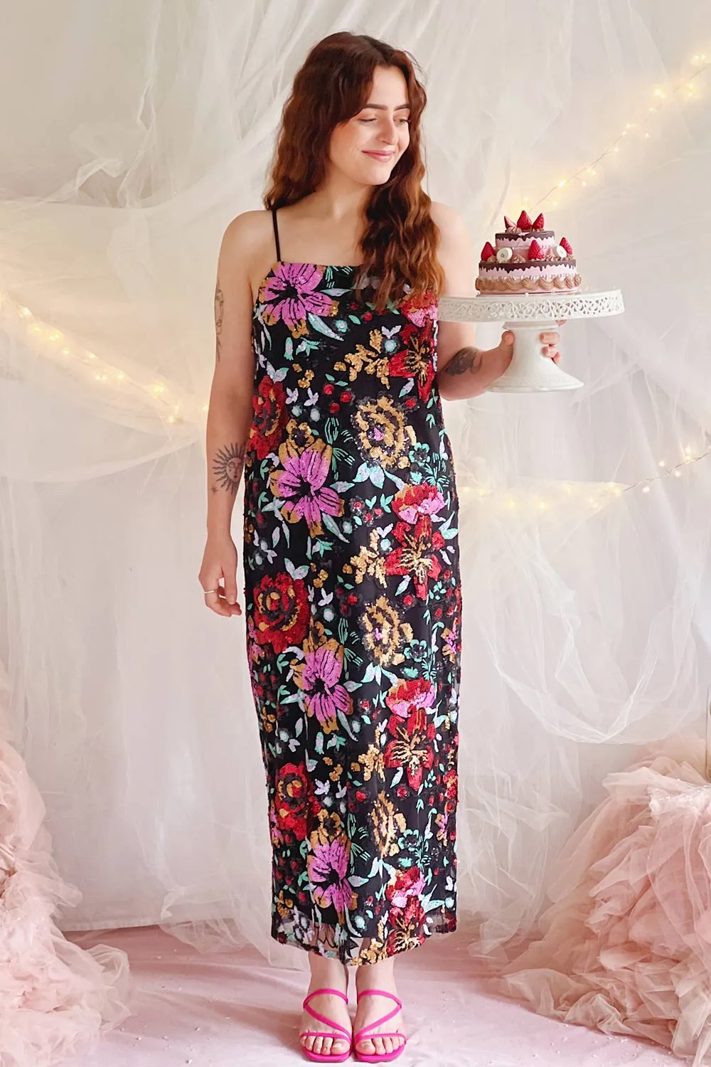 Myrine | Straight Midi Dress w/ Sequin Flowers