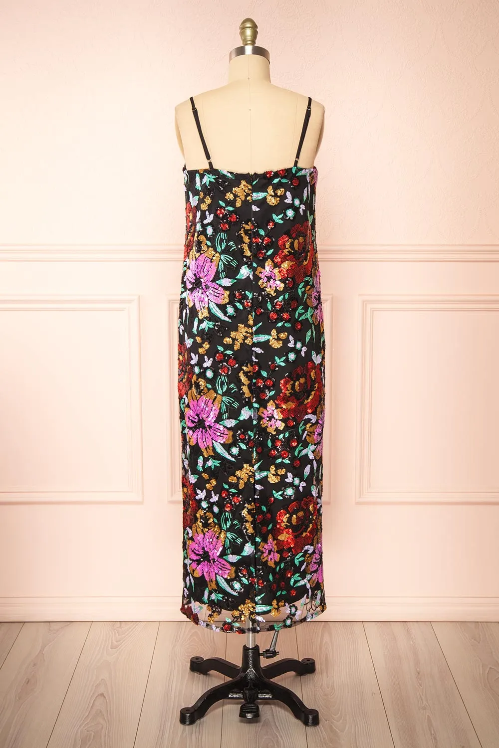 Myrine | Straight Midi Dress w/ Sequin Flowers