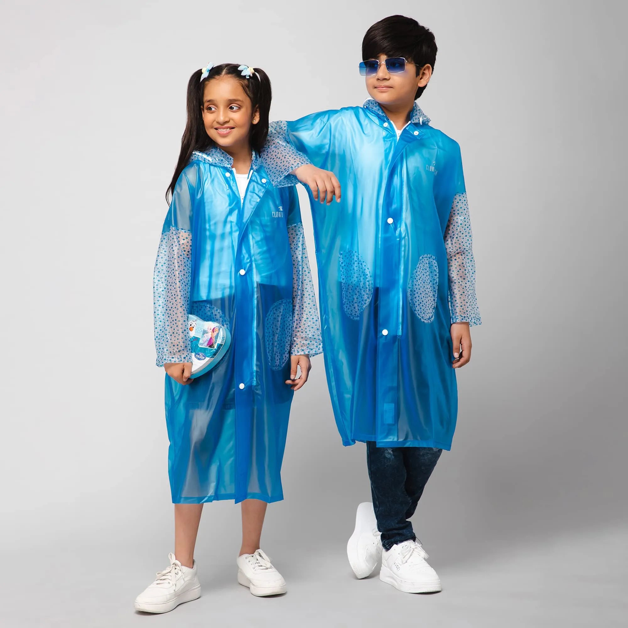 THE CLOWNFISH Storm Shield Series Unisex Kids Waterproof Single Layer PVC Longcoat/Raincoat with Adjustable Hood. Age-11-12 Years (Dark Blue)