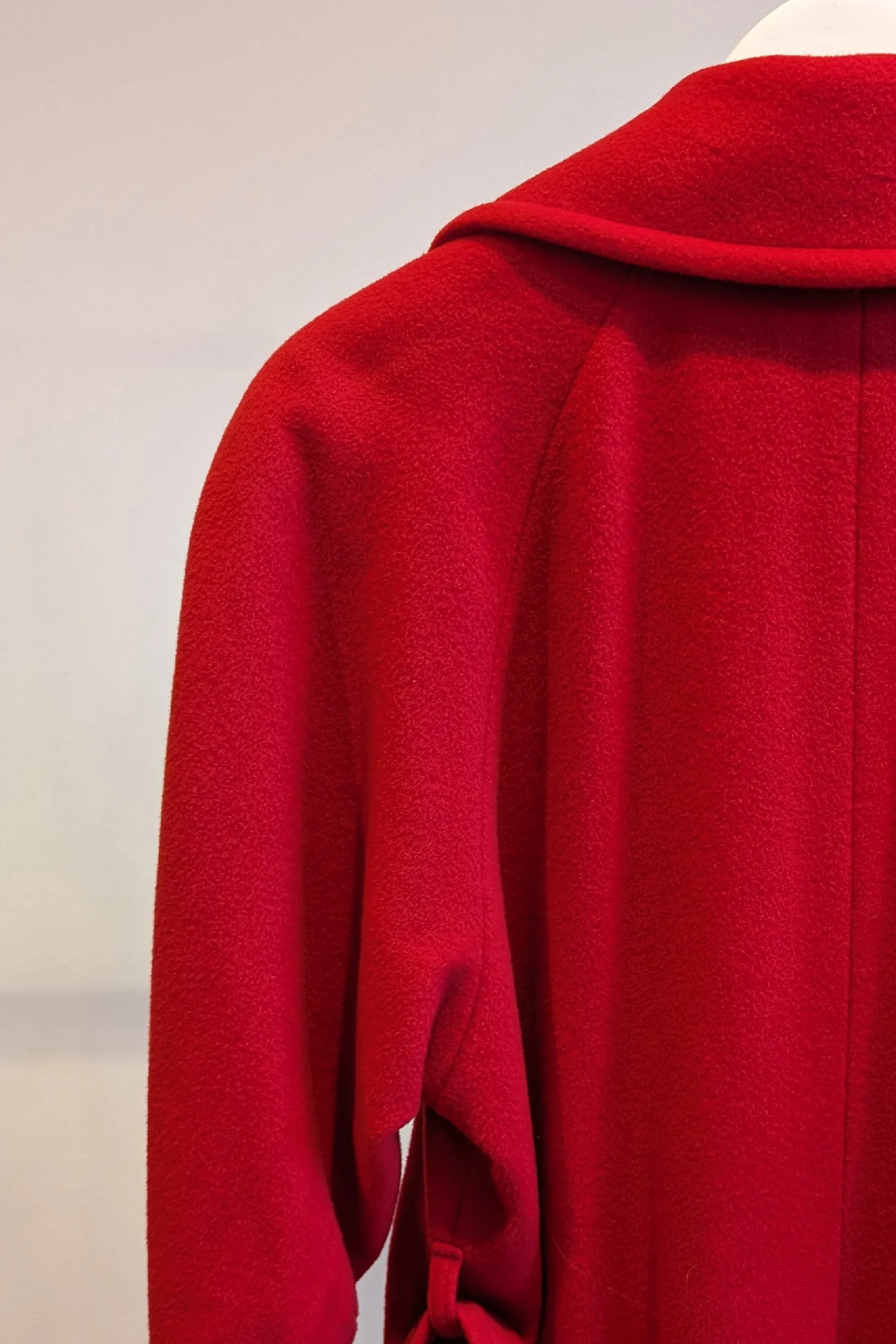 VINTAGE RED CASHMERE BLEND COAT