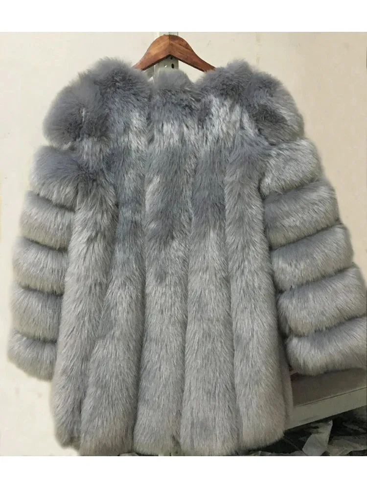 Women's Cozy Luxury Faux Fur Coat – Warm & Stylish